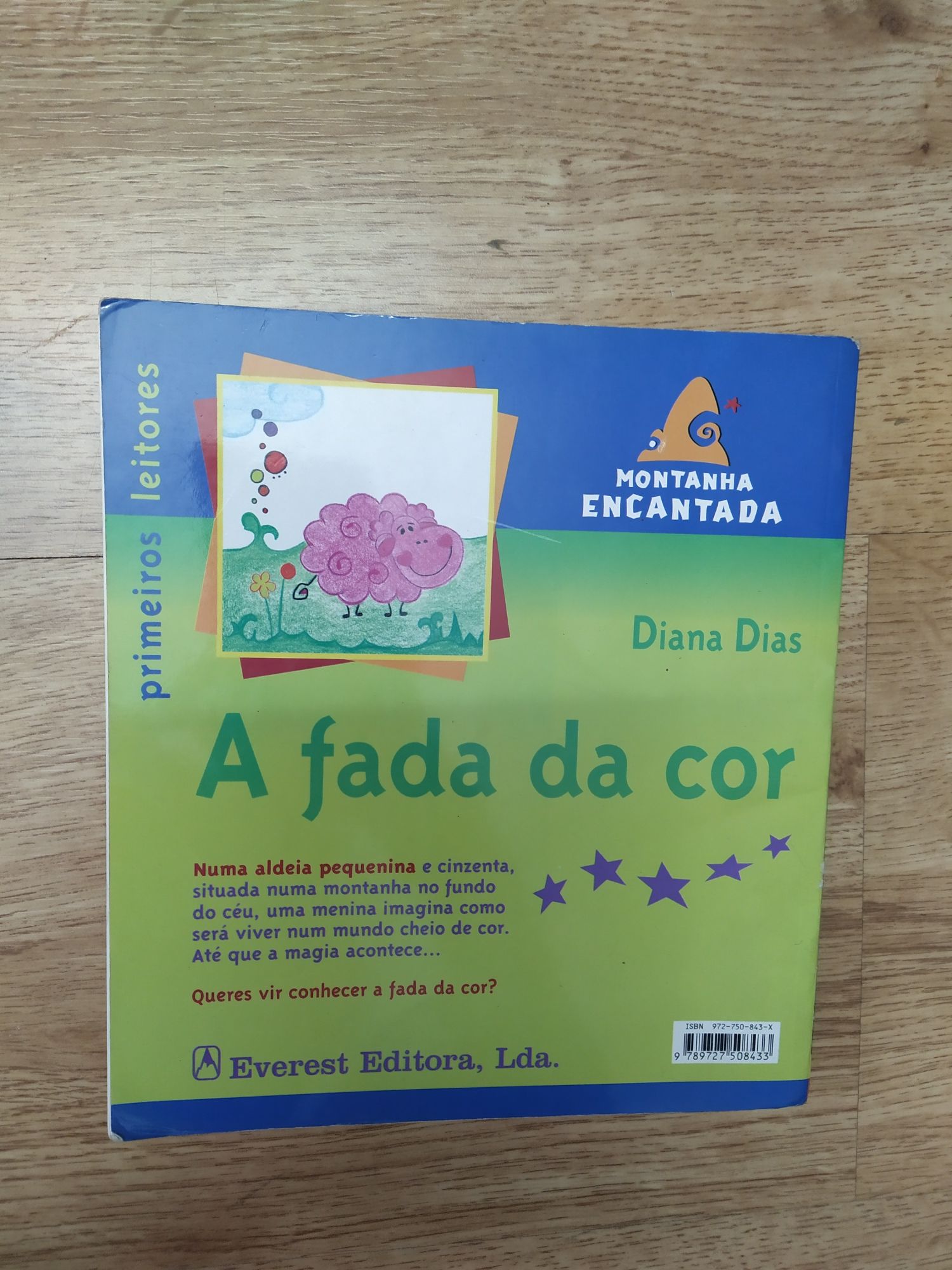 Vendo o livro- Fada da Cor