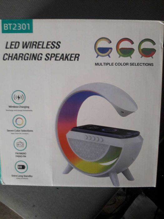 Lampka led , radio i ładowarka