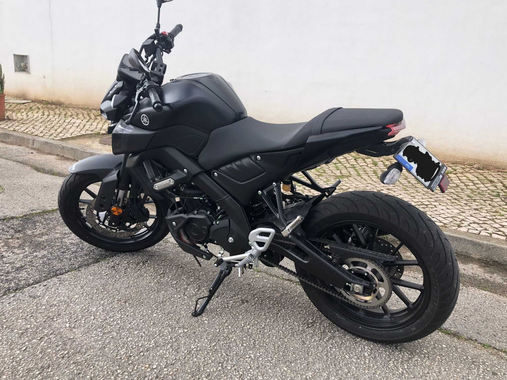 Yamaha MT-125 como nova