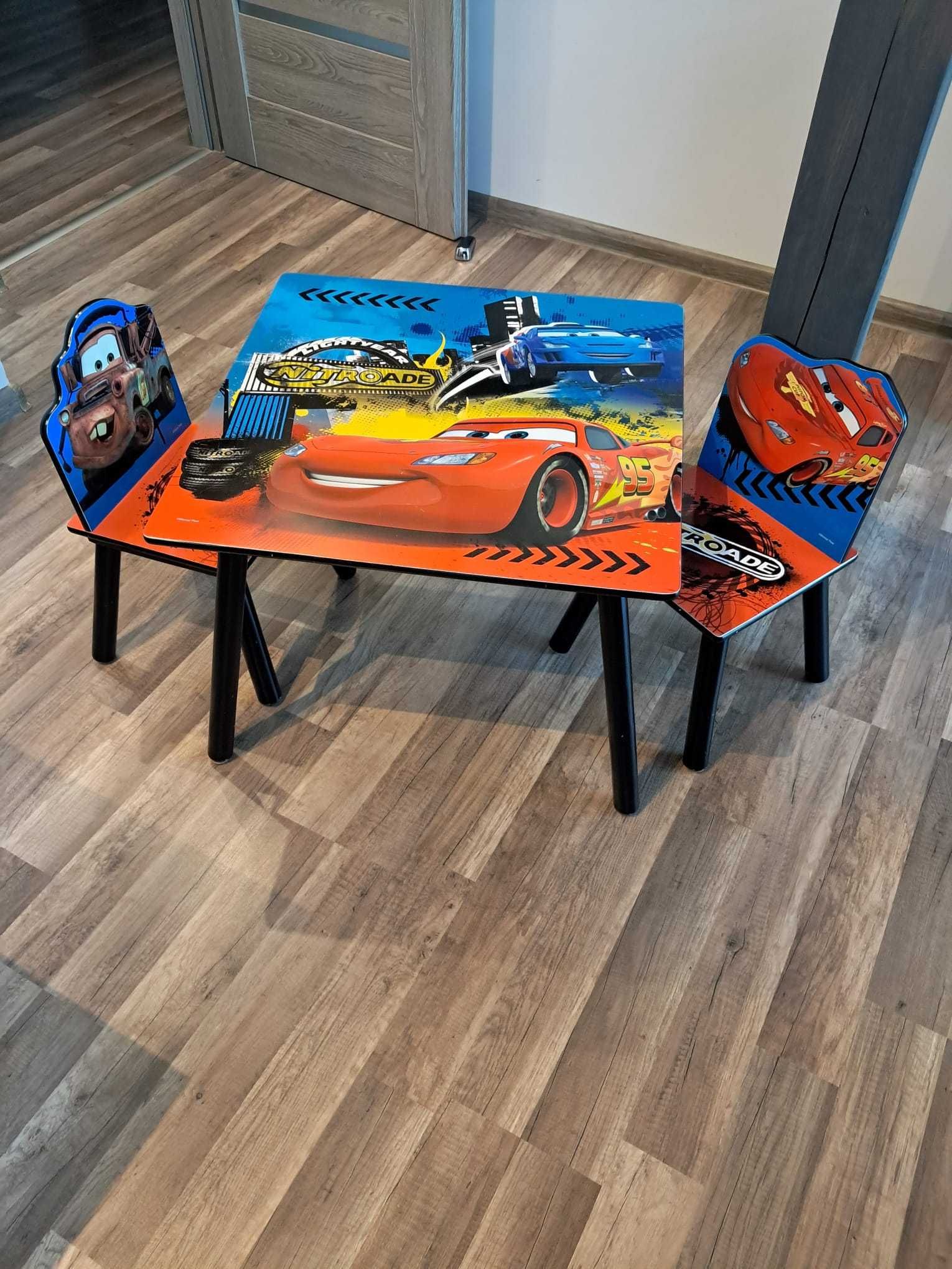 Stolik + 2 krzesełka Auta Cars M