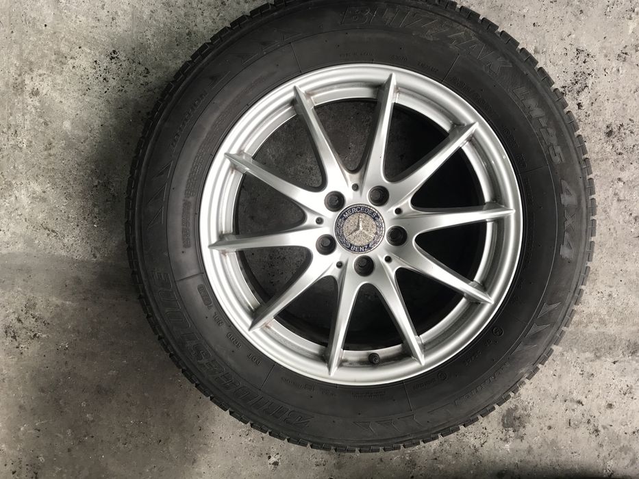 Диски , шини Mersedes 235/60 R17