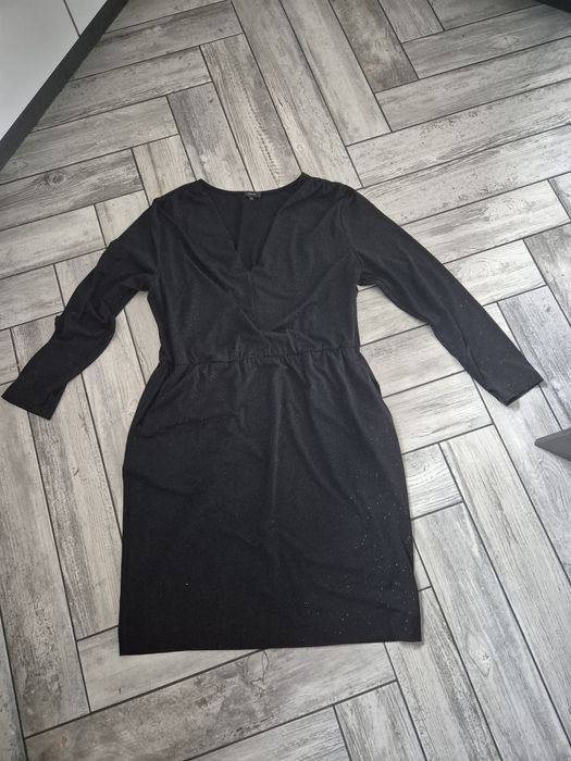 Sukienka czarna solar L