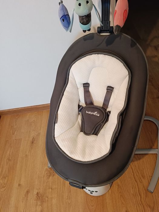 Leżaczek bujaczek babymoov