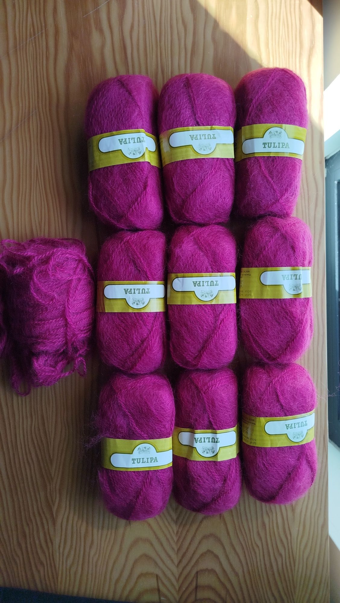 Novelos Acrílico/Mohair/Courtelle