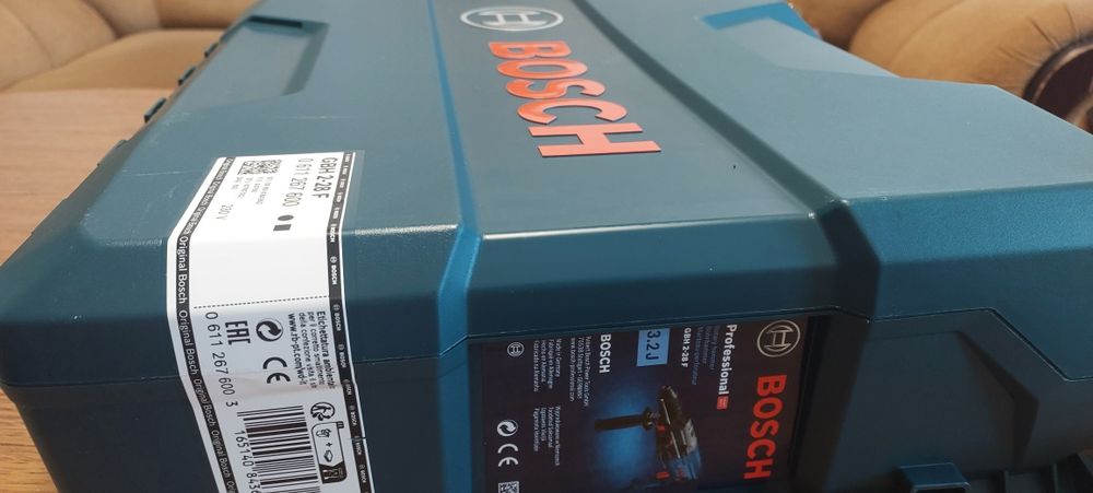 Потужний оригінальний дриль-перфоратор BOSCH 2-28F..