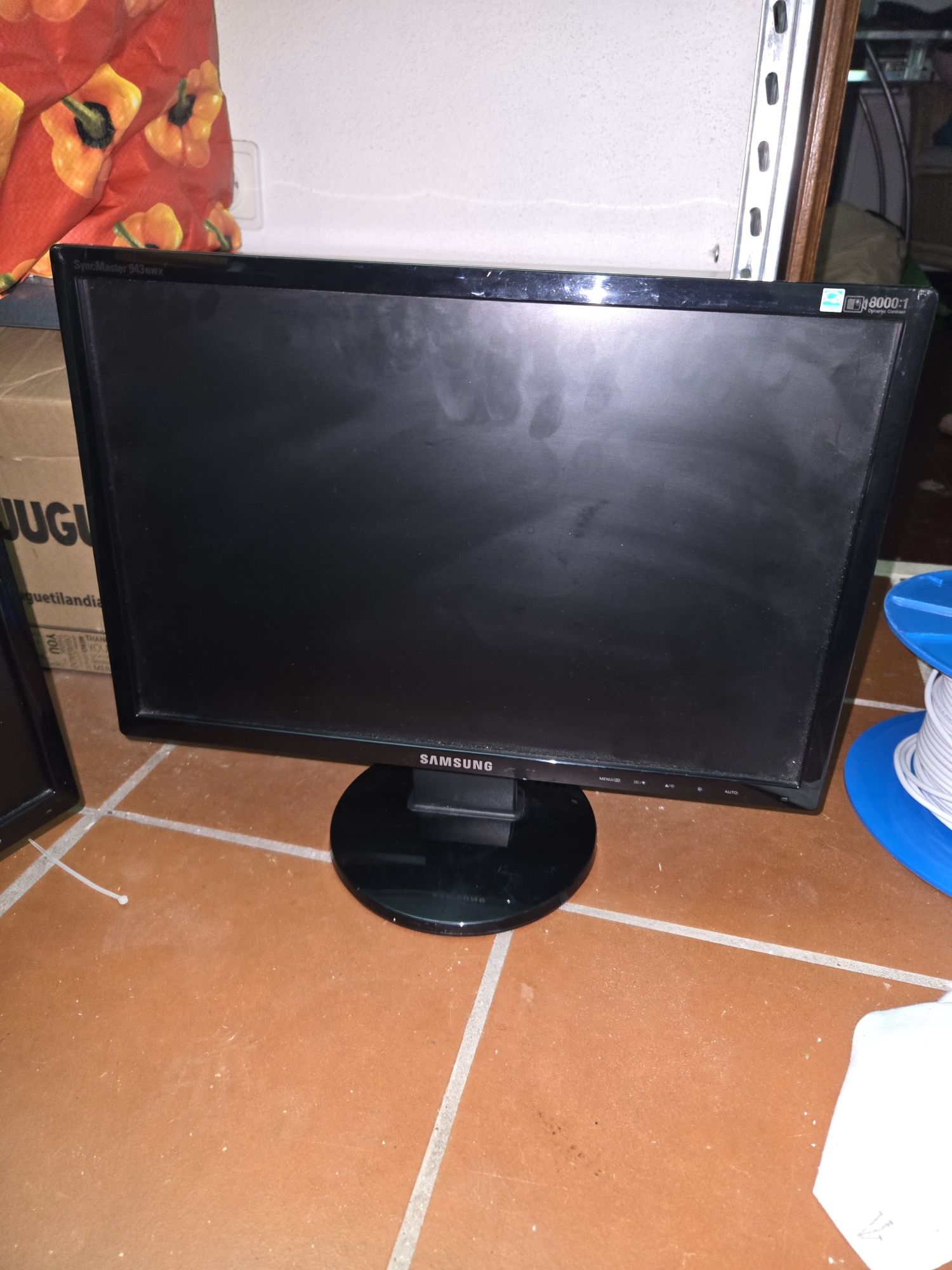 2 monitores Samsung 19"