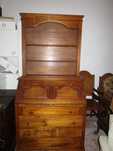 Secretaria com estante amovivel