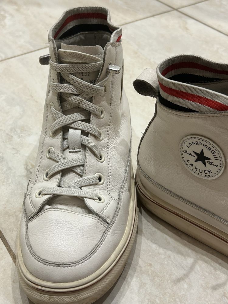 Дуже КРАСИВЕ взуття CONVERSE 36 р