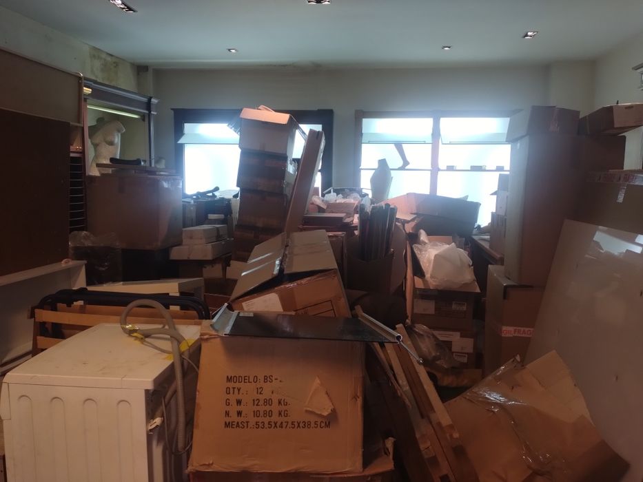 Venda recheio loja/show Room . Só vendemos pela totalidade.