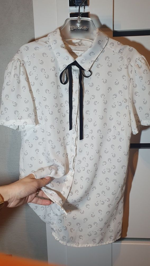 Reserved śliczna bluzka z kołnierzykiem, 36 S, ideał