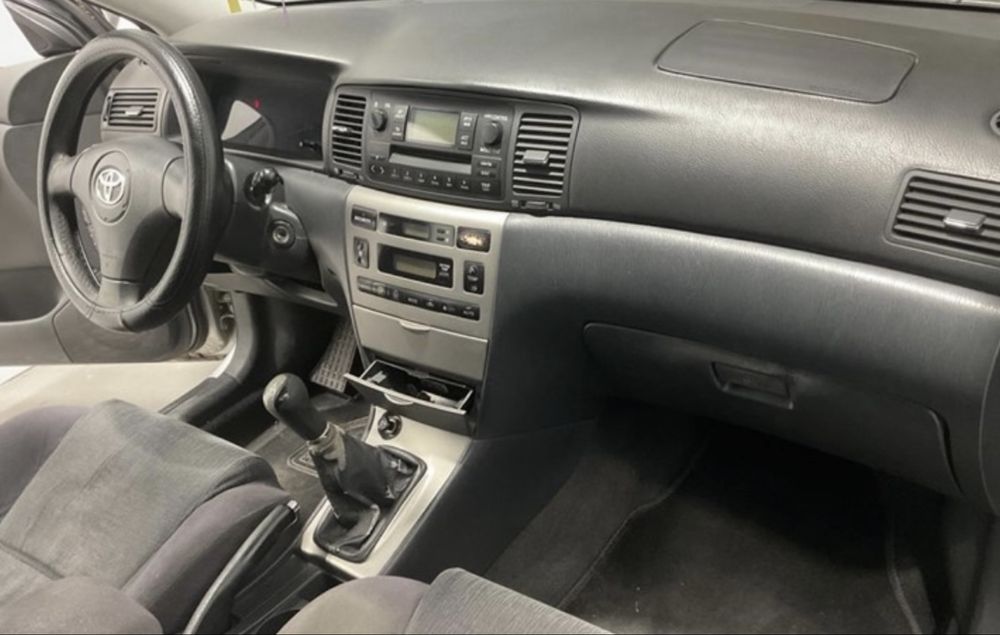 Toyota Corolla 1.4 VVTi Gasolina