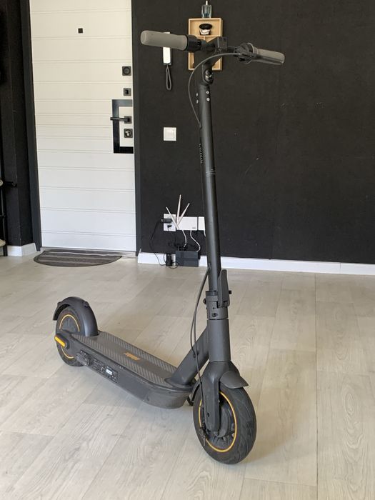 Електросамокат ninebot g30 MAX segway