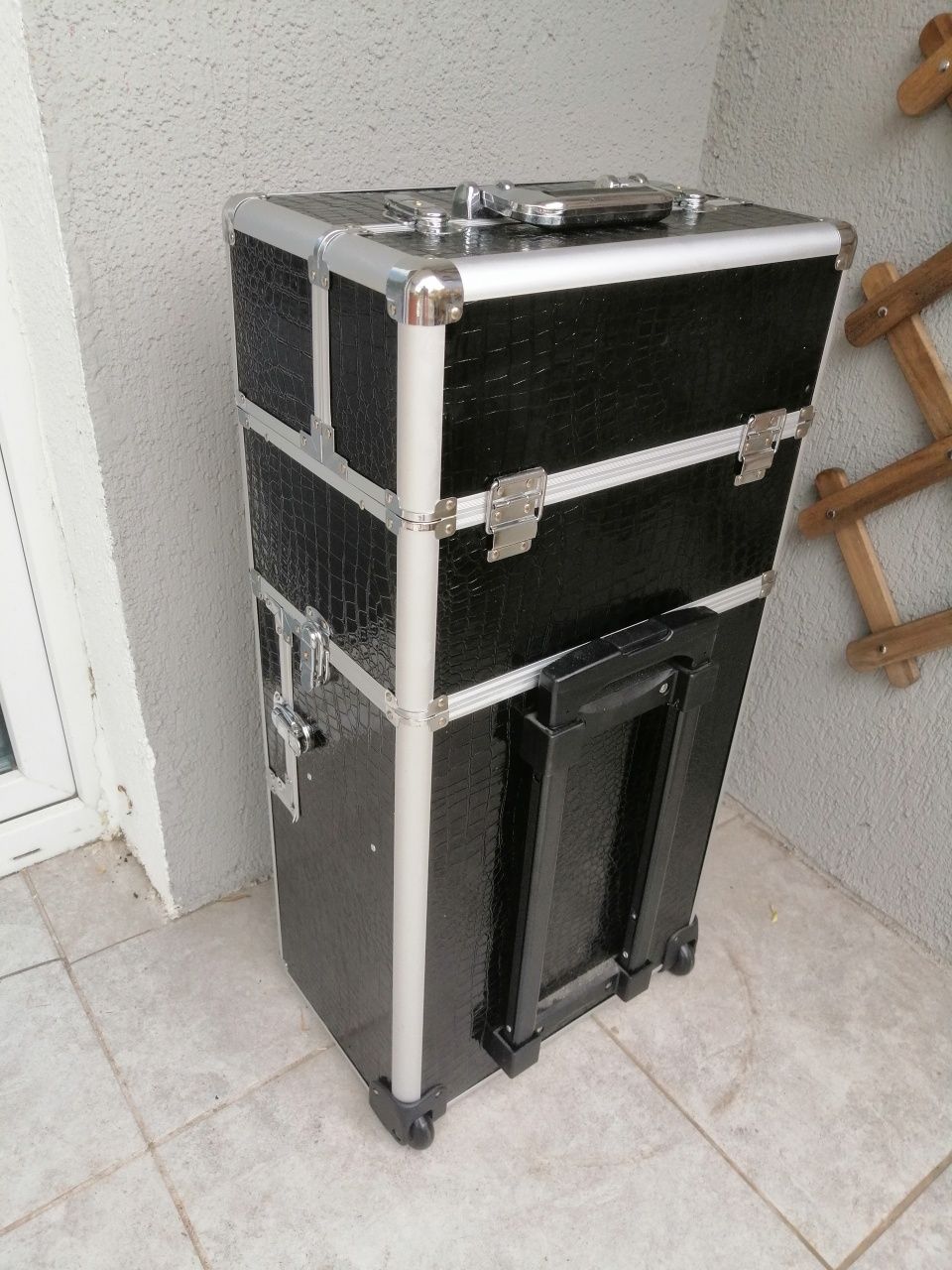 Kuferek / organizer/  kosmetyczny