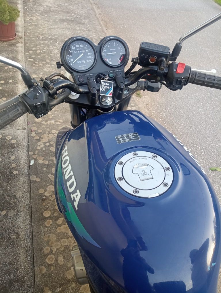 Honda cb 500CC com topcase