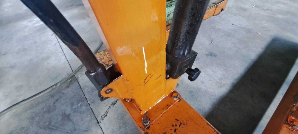 Grua Hidráulica 1500kg