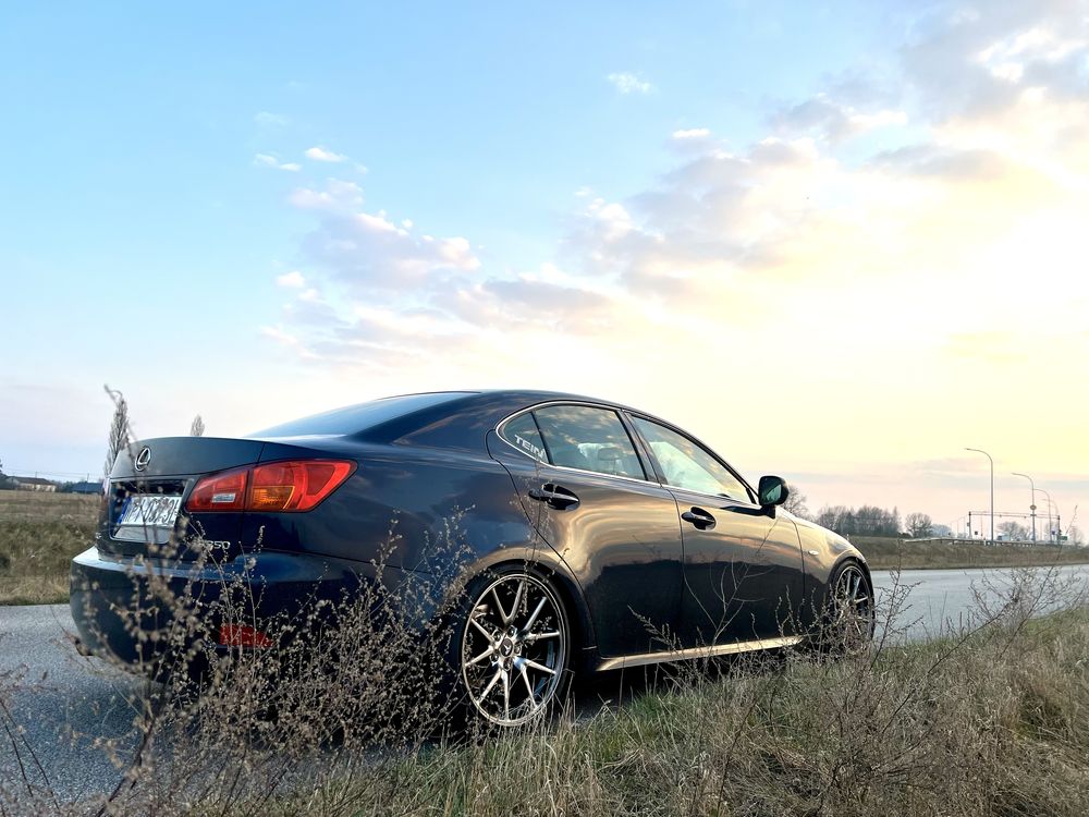 LEXUS IS250 / manual / gwint