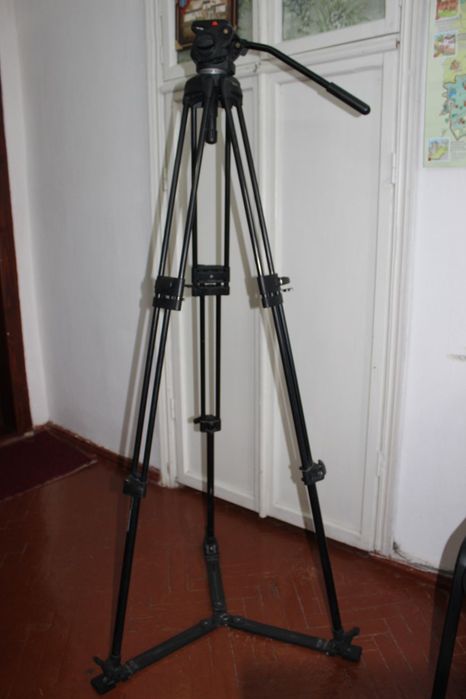 Штатив Manfrotto