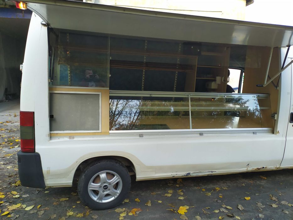 Peugeot Boxer Bus Sklep Food Truck
