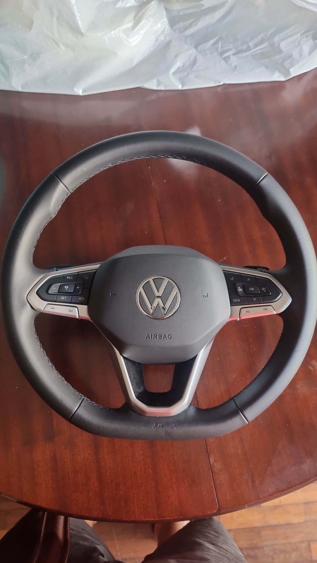 Volante vw golf 8
