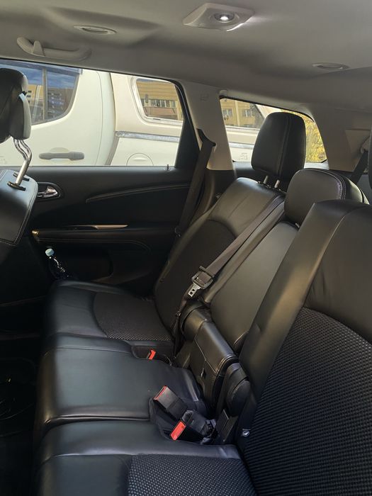 Dodge Jorney Crossroad