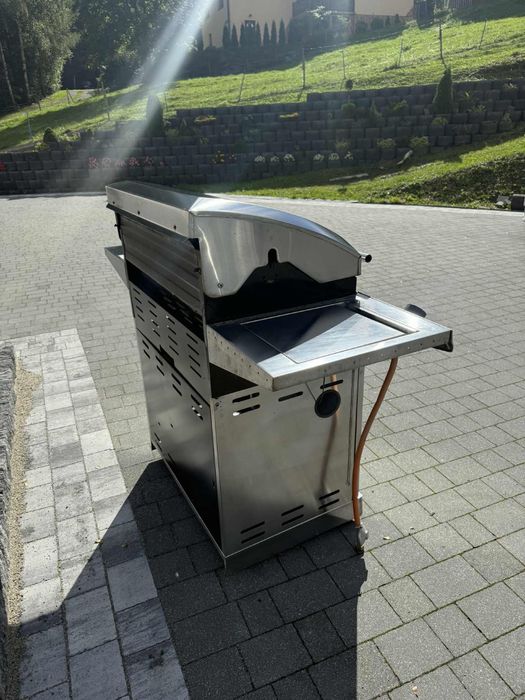 Grill gazowy char broil