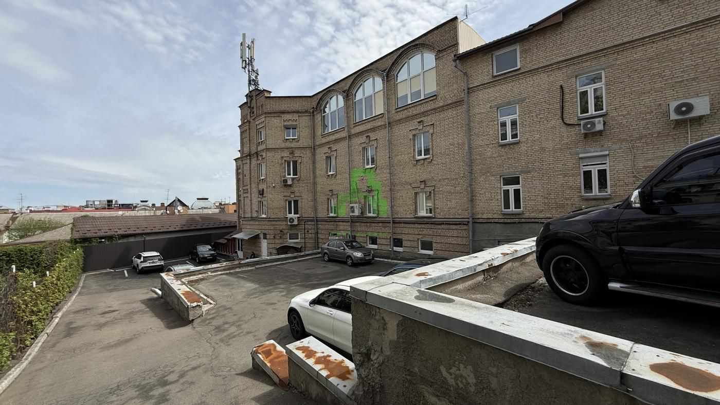 Продаж будинку на Подолі! вул. Ігорівська