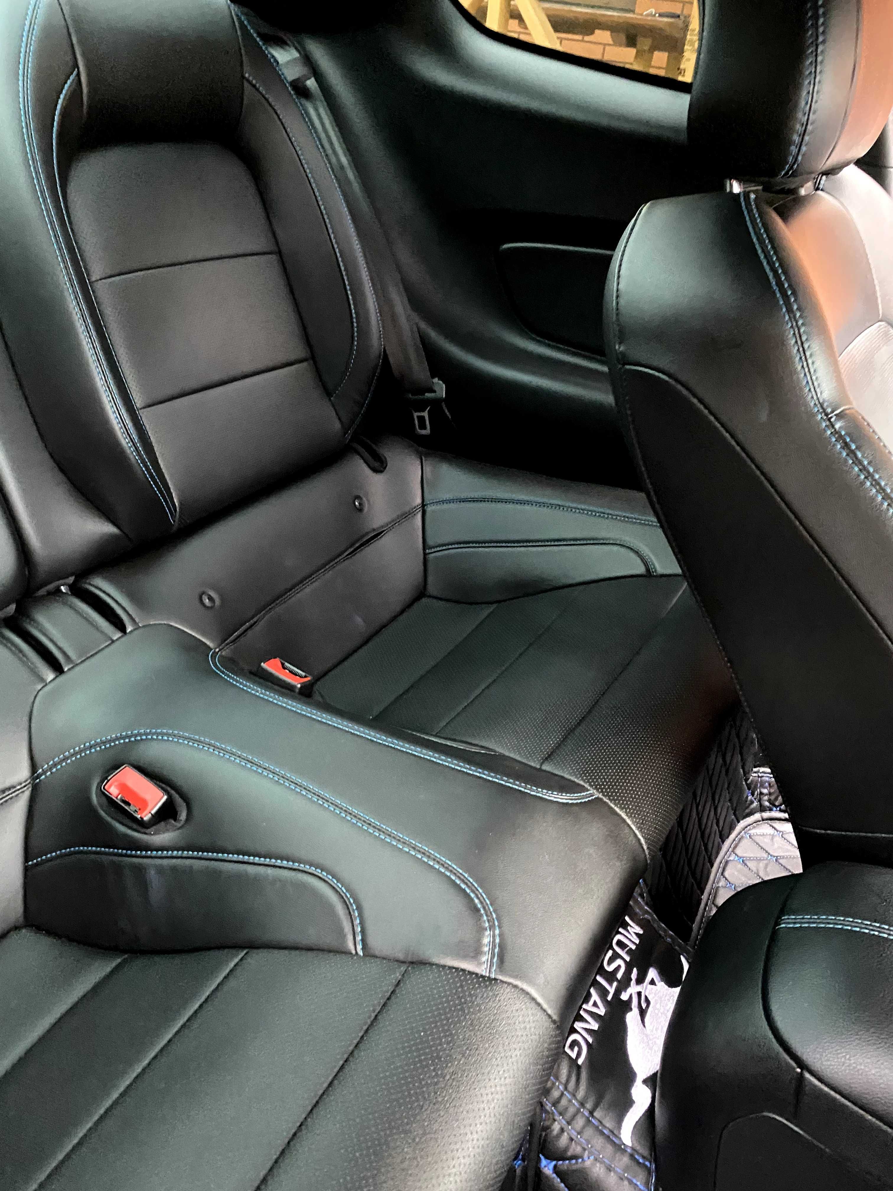 Ford Mustang Premium (2018 модельний рік)