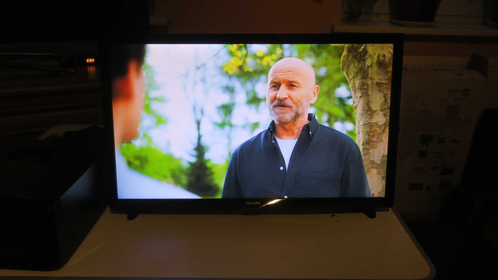 Telewizor LED Philips 22PFK4000 22' + pilot z dekoderem