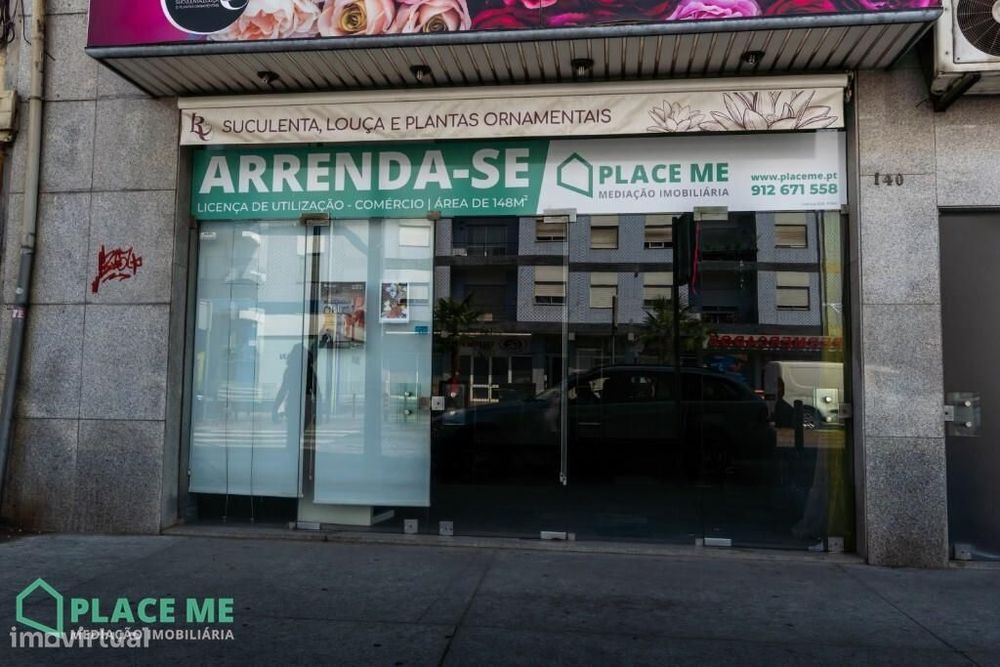 Espaço comercial com licença de comércio na Rua do Caires em Braga