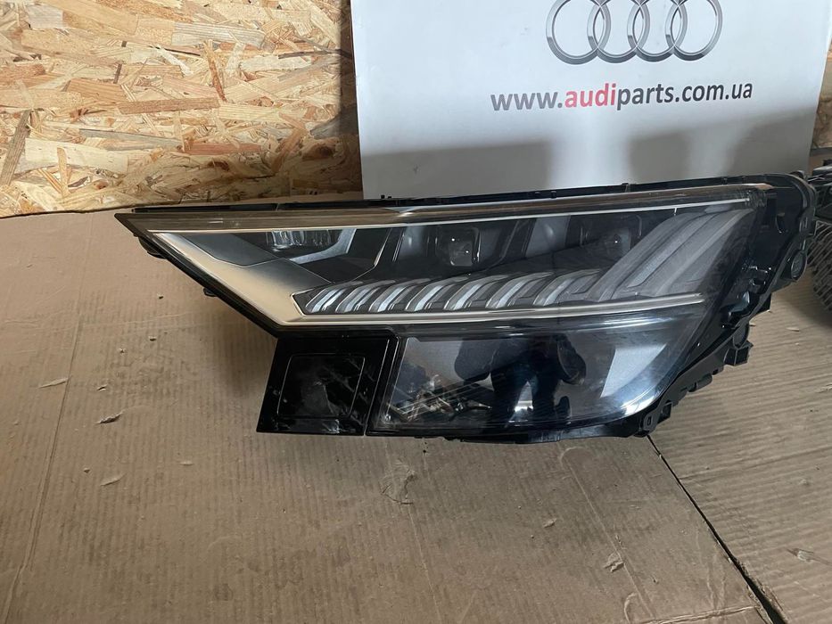 Q8 4M8 Martix Фари комплектні матрікс