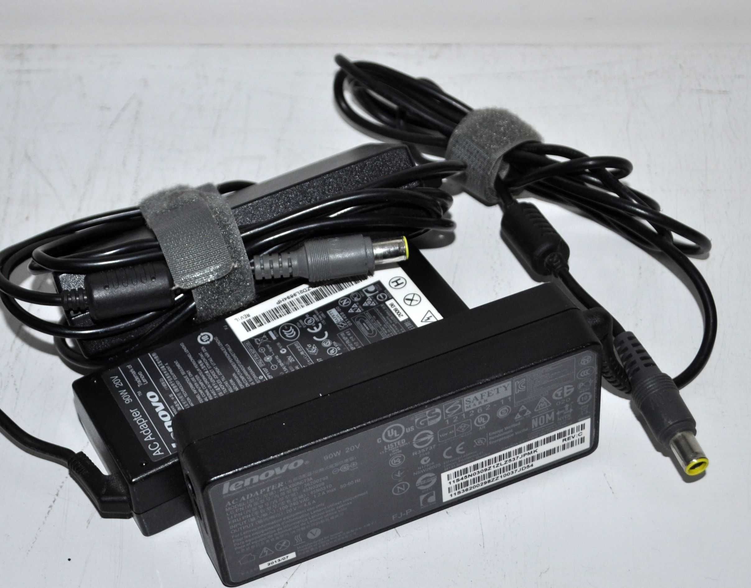 Блок живлення до ноутбука Lenovo 20V 4.5 A 90W (DC 7.9*5.5)