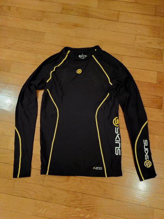 Camisola de compressão SKINS A200