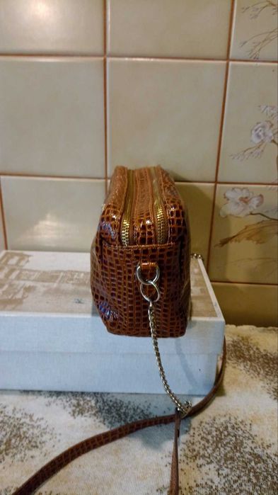 Torebka lakierowana Venezia