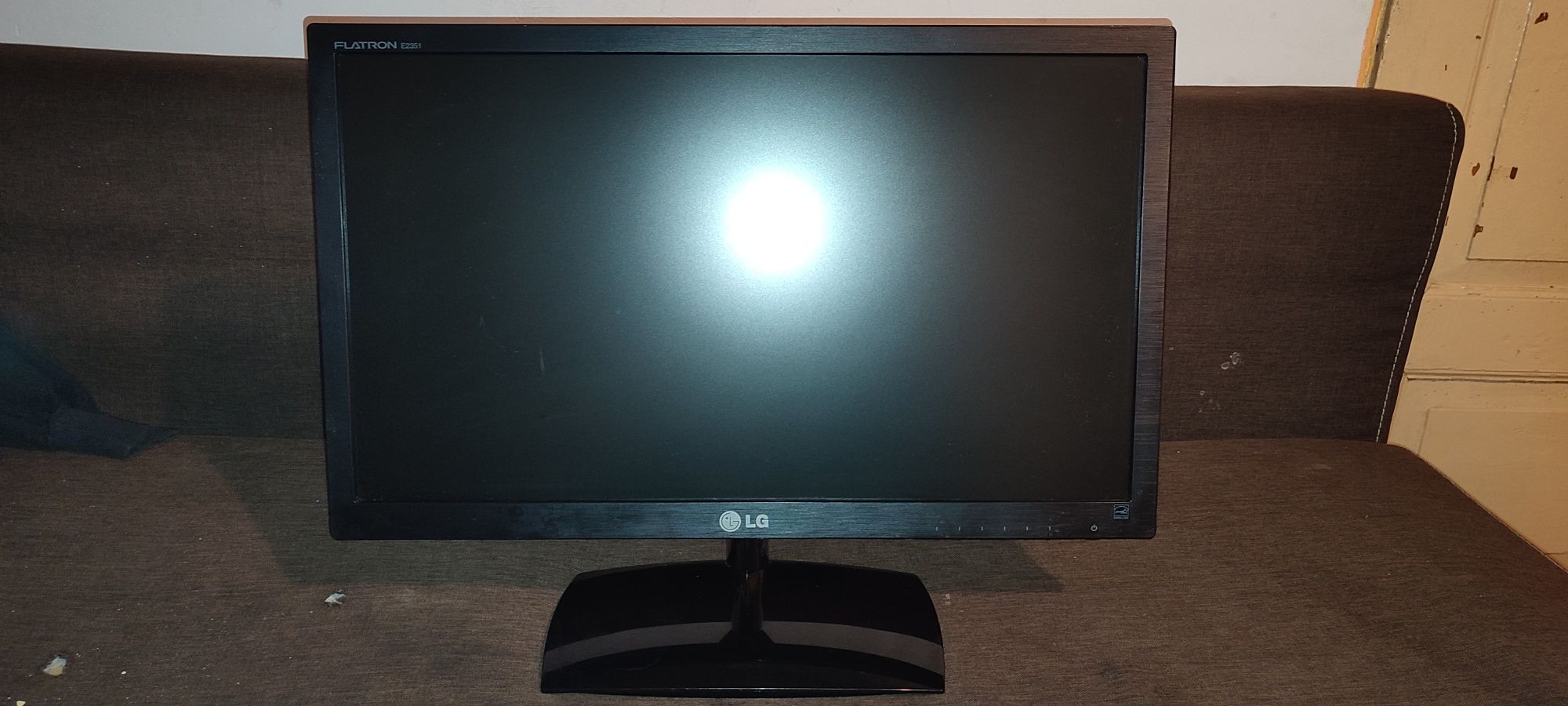 Monitor LG E2351VR lub ZAMIANA na kosiarkę elektryczną