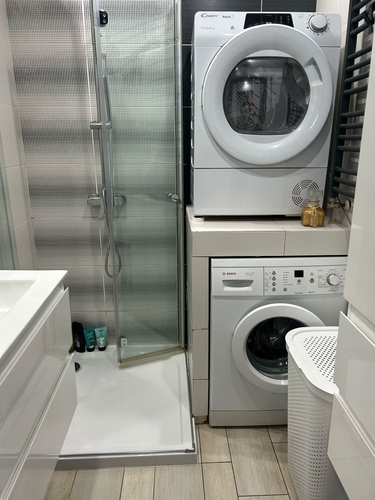 Sprzedam mieszkanie 4 pokoje 65m2 ul.Prosta 1A