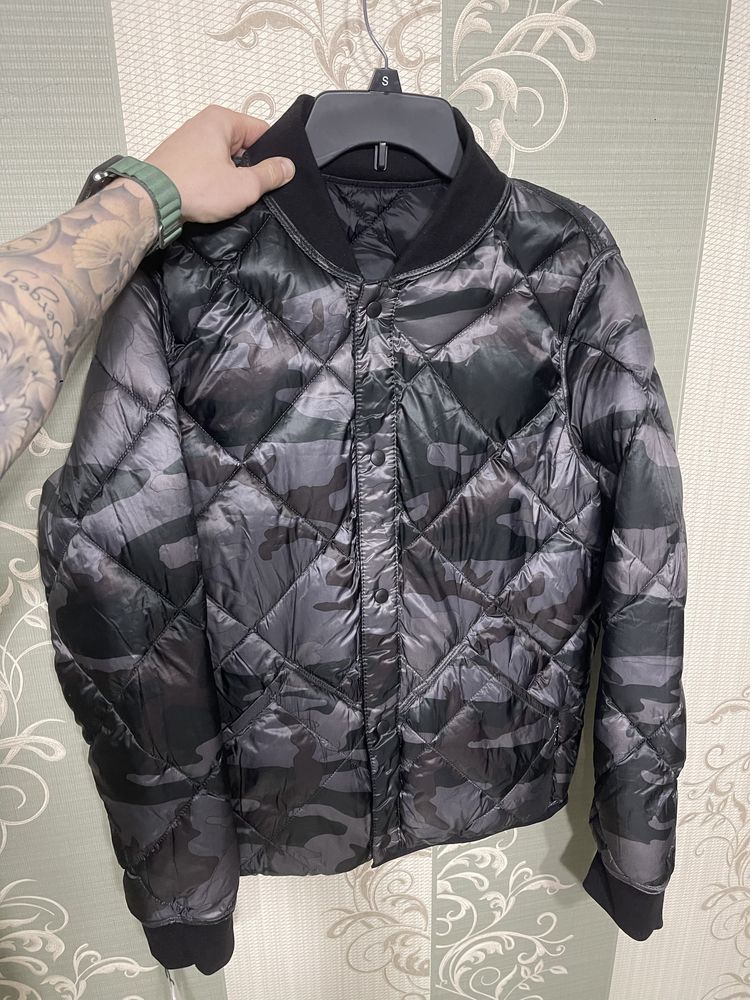 Двостороння куртка /бомбер  Calvin Klein reversible jacket in black