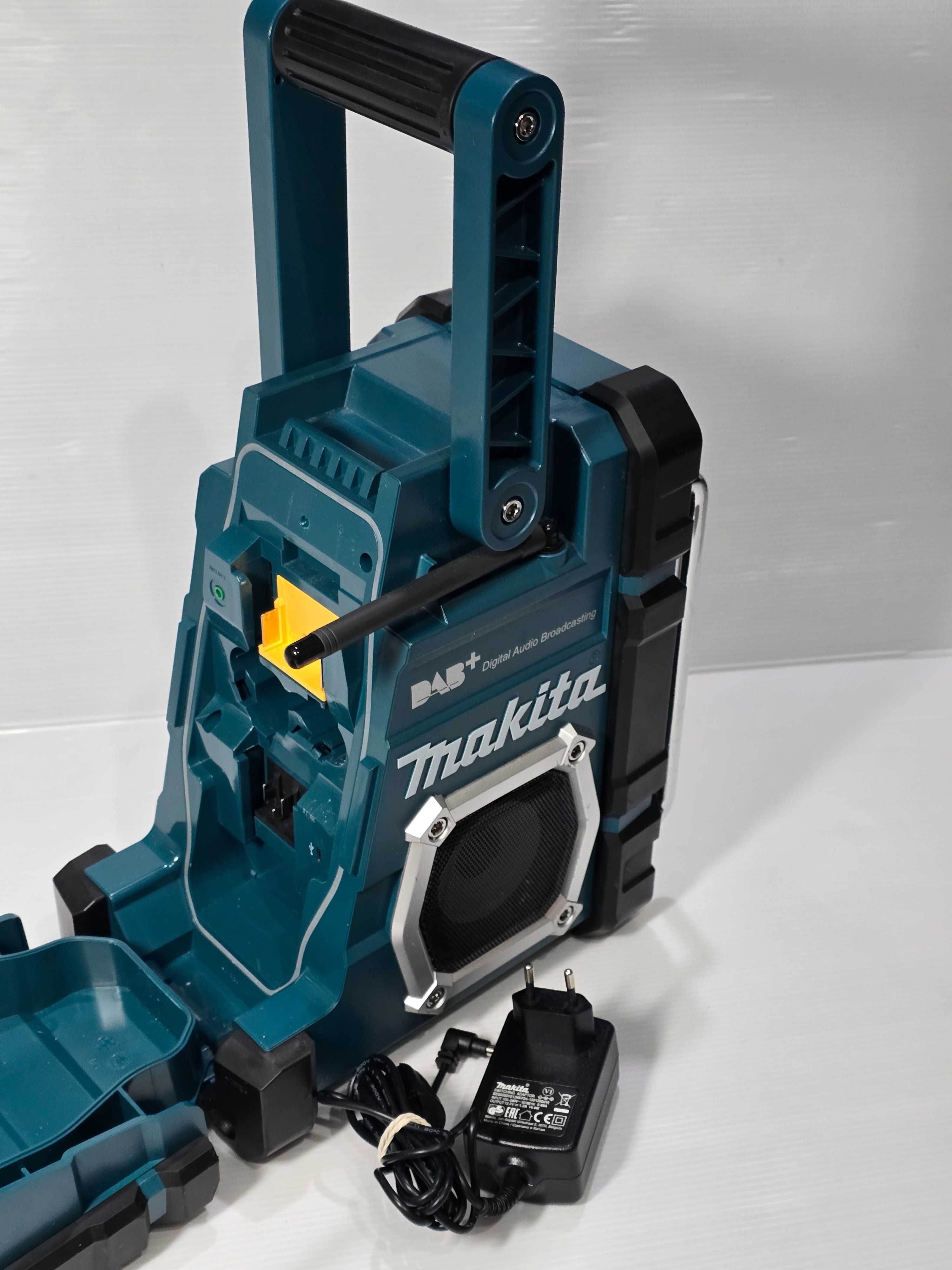 Radio budowlane Makita DMR112 Odbiornik Radiowy Bluetooth Akumulator