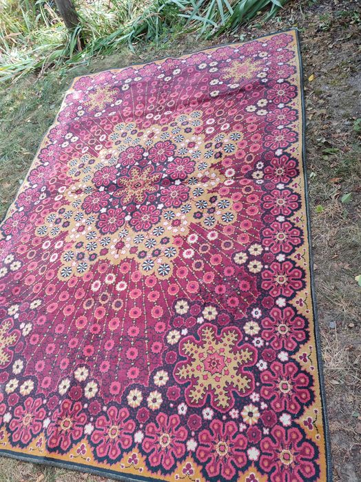 Натуральний    килим   для   підлоги