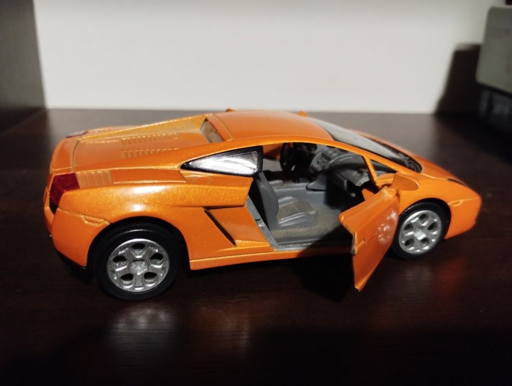 Lamborghini Gallardo коллекционная машинка (KINSMART 5098)