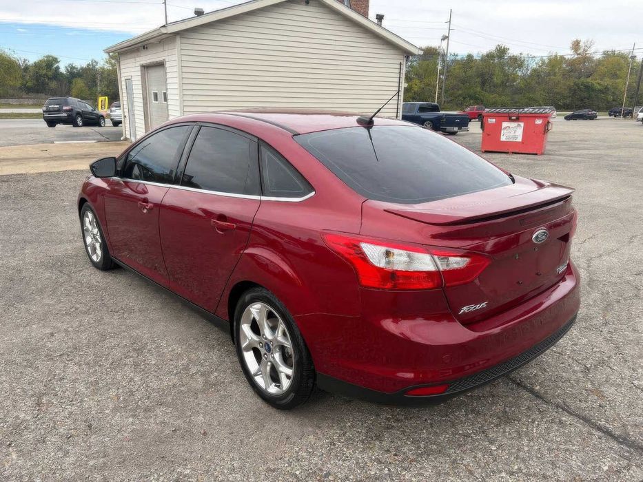 Ford Focus Titanium      2014