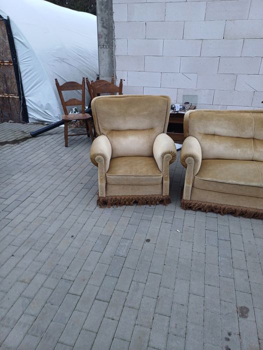 Stylowy komplet wypoczynkowy do dopieszczenia