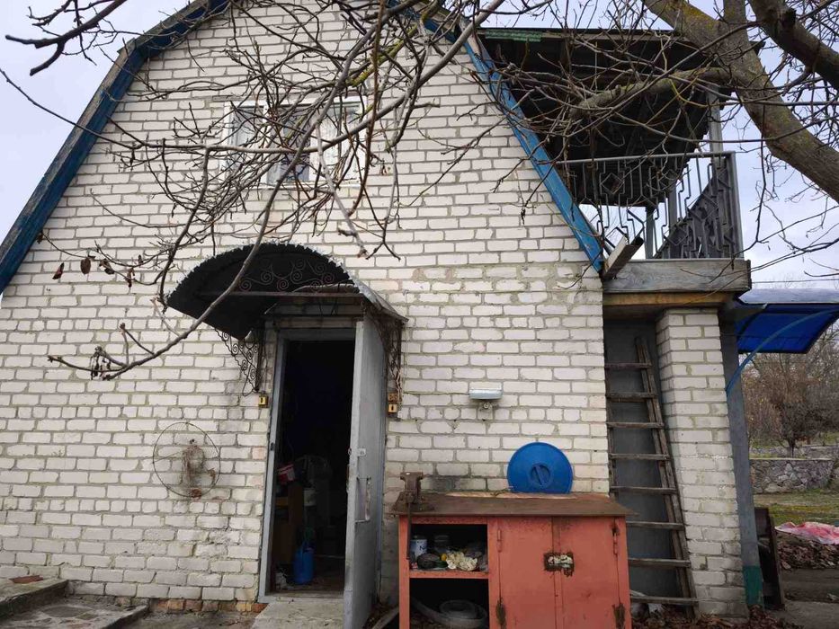 `Продам 2х поверховий будинок 144м.кв у Потоках, 30 сотів. прив.землі