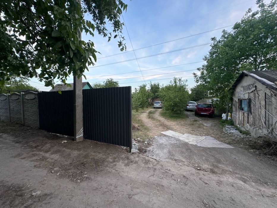 Продам дачу , приватизированная територия , есть торг