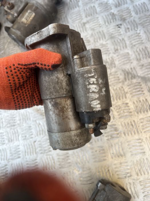 Стартер 2.4 Ниссан террано 2.4 nissan terrano 2