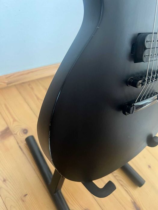 ESP LTD EC Black Metal gitara