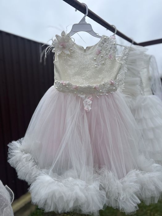 Нарядне плаття, сукня дитяча, сукня на виступ, карнавальні сукні