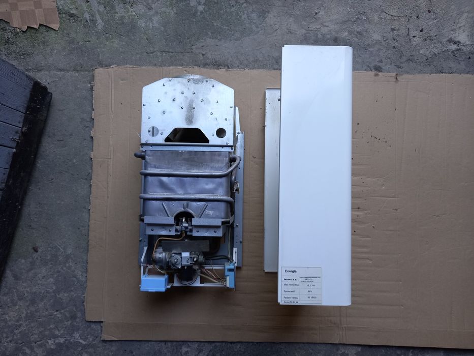 Gazowy przepływowy ogrzewacz wody G19-02