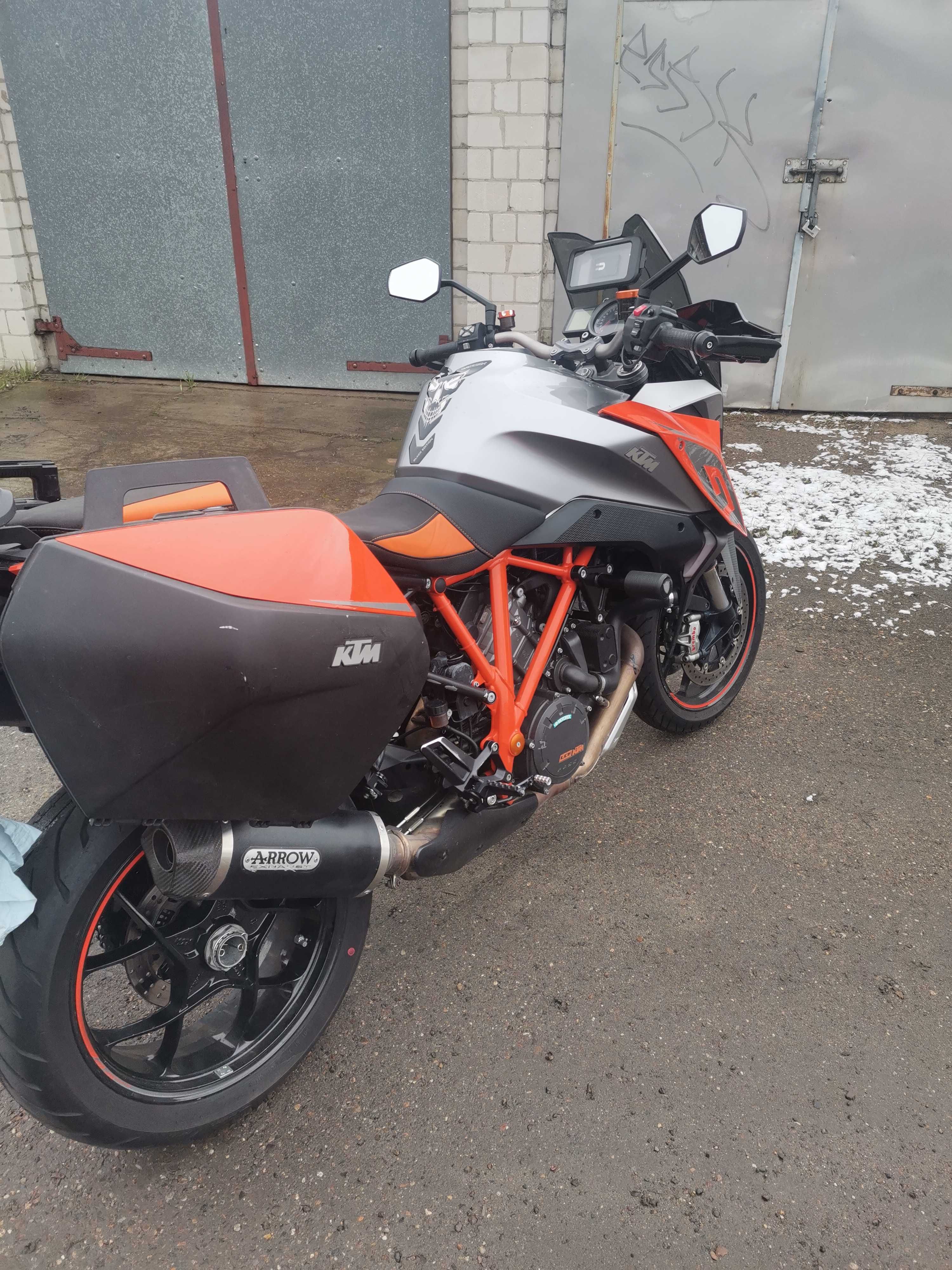 KTM 1290 super Duke gt