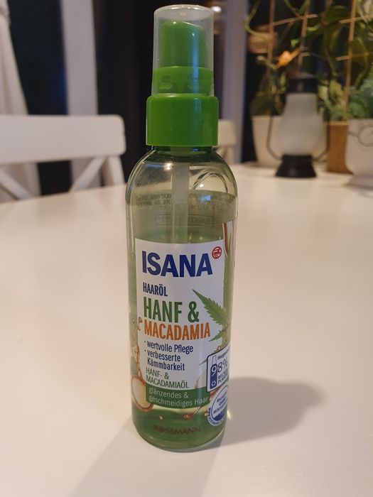 Olejek Isana konopie I makadamia