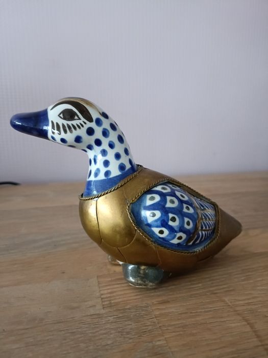 Mosiężno porcelanowa kaczka
